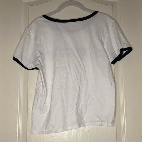 Women’s Short Sleeve Graphic T-Shirt | Size Medium - Picture 2 of 4